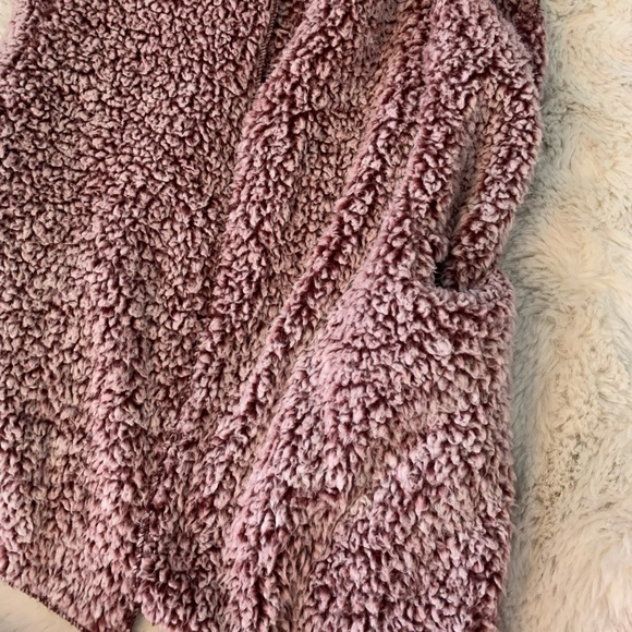 Sherpa Vest from LoveTree - Picture 2 of 7